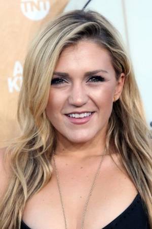 Jessica Lowe Jessica Lowe