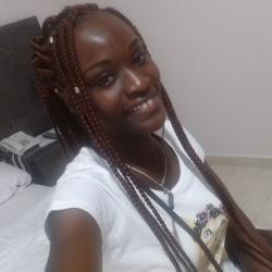 Portrait de Auriane Nelly Acquah